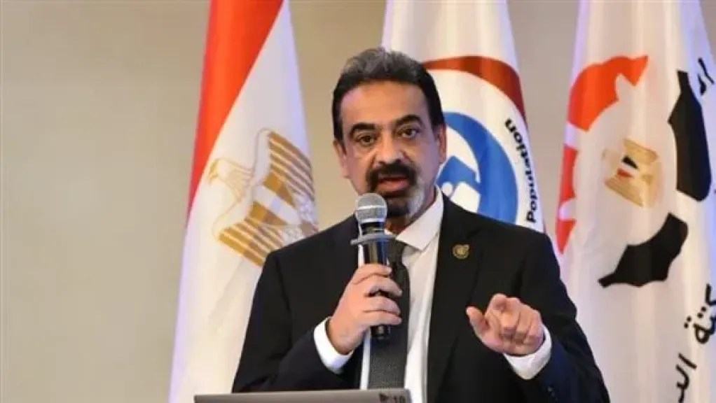 الصحة تنظم ورشة عمل لمراجعة وتطوير المادة العلمية والرسائل التوعوية حول التغيرات المناخية وتأثيراتها الصحية