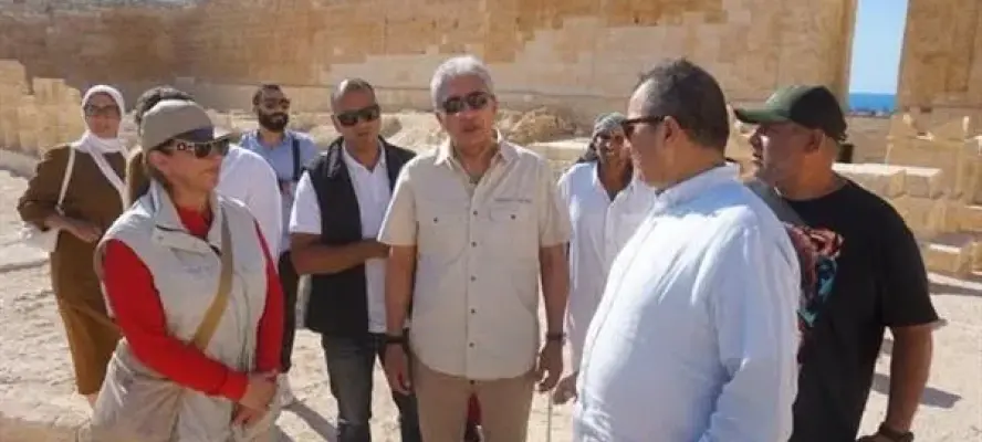 وزير السياحة والآثار يتفقد موقع تابوزيريس ماجنا الأثري