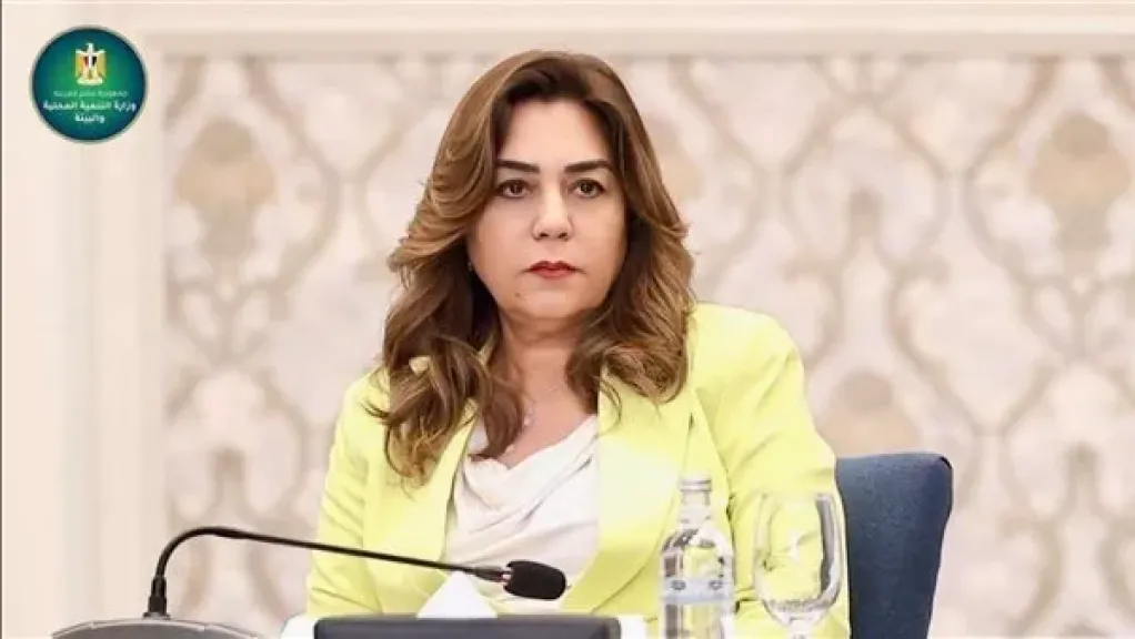 منال عوض: رفع 90 حالة إشغال وتعدٍ وغلق وتشميع 18 محلًا ومنشأة مخالفة