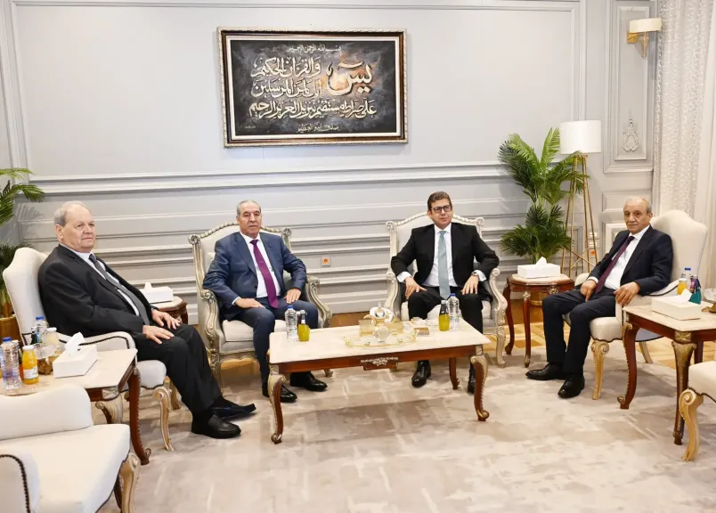 رئيس المخابرات العامة المصرية يلتقي وفد السلطة الفلسطينية لدعم جهود جمع الشمل الفلسطيني