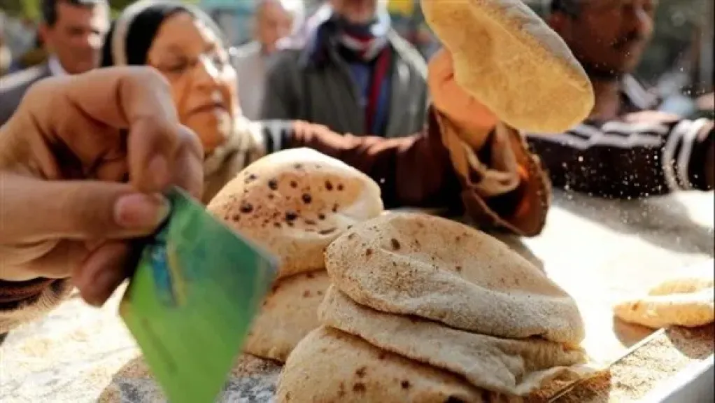 رئيس شعبة المخابز: لا مجال لسرقة الدقيق.. المنظومة الجديدة تصل الدعم للمواطن