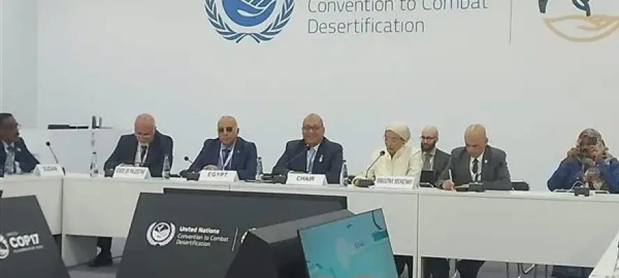 بحوث الصحراء يبحث تعزيز التعاون الدولي لمواجهة التصحر خلال «COP17»