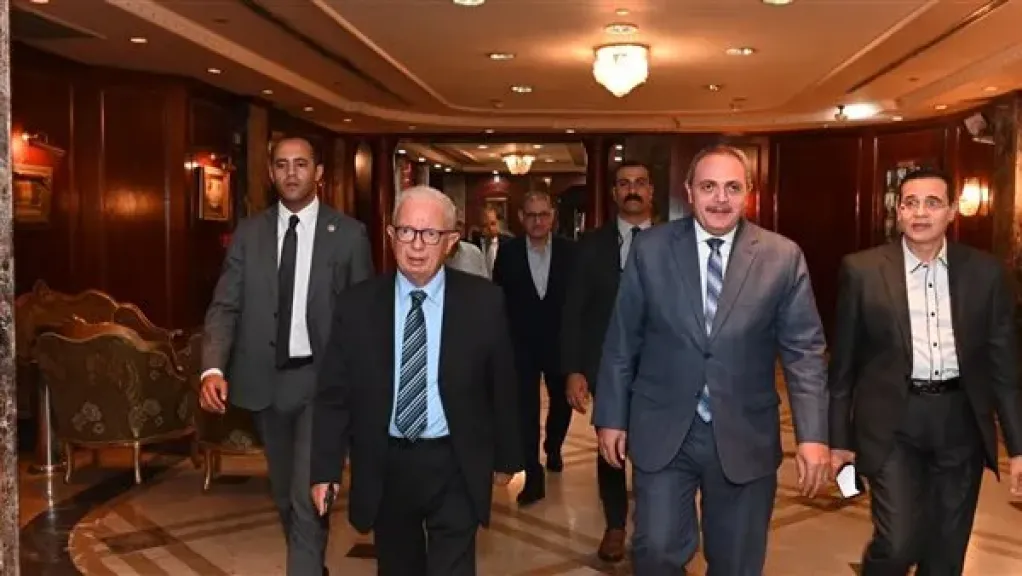 نائب رئيس الوزراء يلتقي أوائل الثانوية العامة