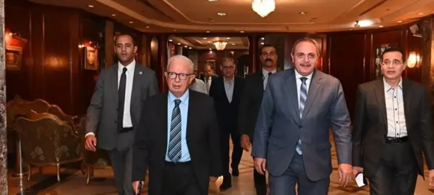نائب رئيس الوزراء يلتقي أوائل الثانوية العامة