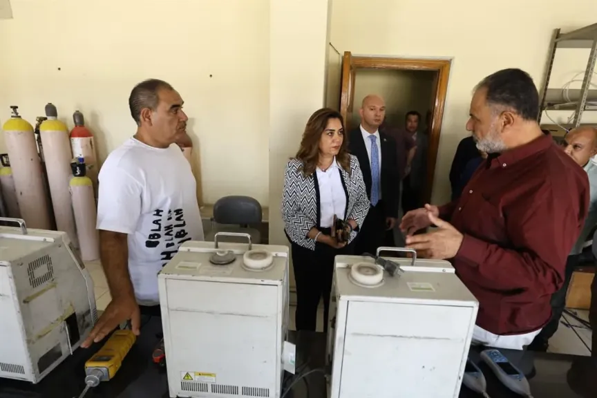 منال عوض توجه برفع كفاءة معامل الفروع الإقليمية لجهاز شئون البيئة