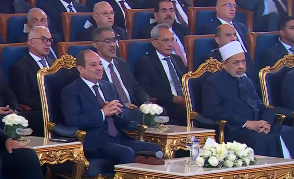 السيسي: لا أقلق على مصر من التحديات الخارجية مع إدراك الشعب لما يحاك ضد الدولة