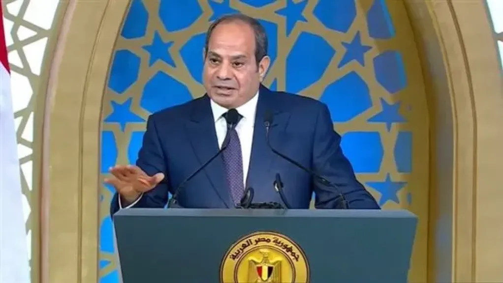 كاتب: توجيهات السيسي بعقد مؤتمر حواري لمكاشفة المواطن بأوضاع البلد يعزز الشفافية