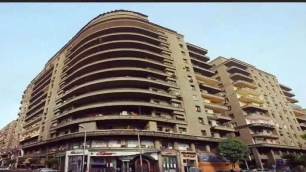 حقيقة هدم عمارة المشاهير في وسط القاهرة ”الإيموبيليا”.. تفاصيل