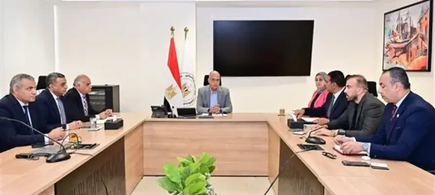 وزير الري يناقش مطالب المواطنين مع أعضاء مجلس النواب