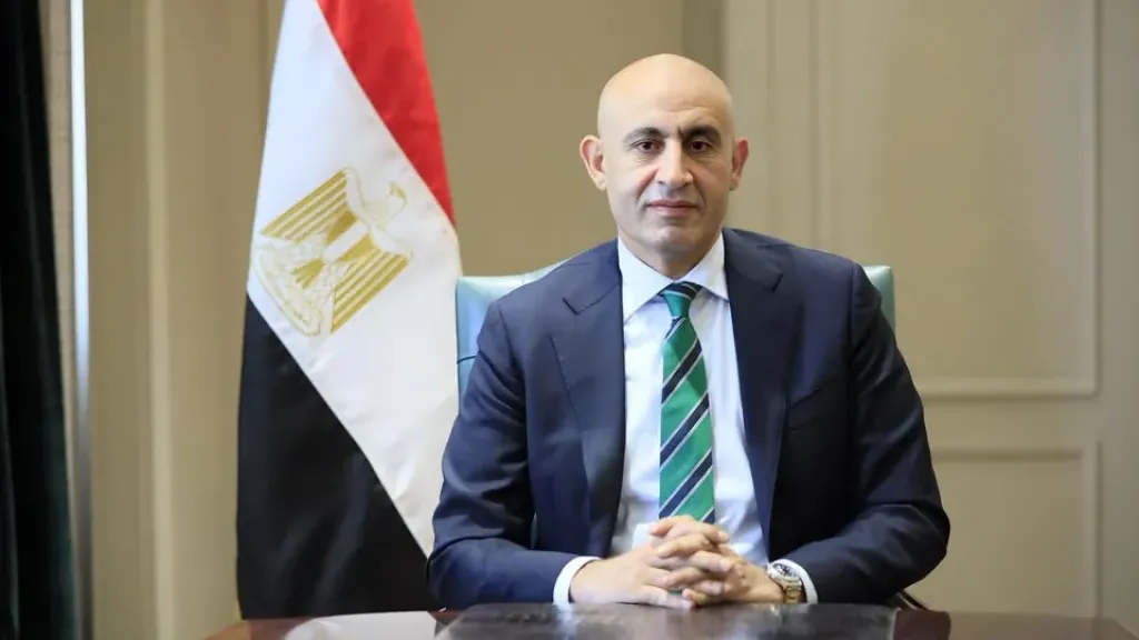 محمد عبد اللطيف يضع أسس مرحلة جديدة للتعليم.. انضباط المدرسة وتأهيل المعلم وبناء الطالب