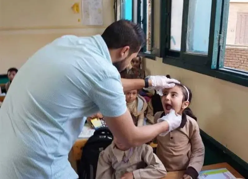 الصحة: فرق طبية تصل للأطفال في المدارس والحضانات والمنازل ضمن حملة التطعيم