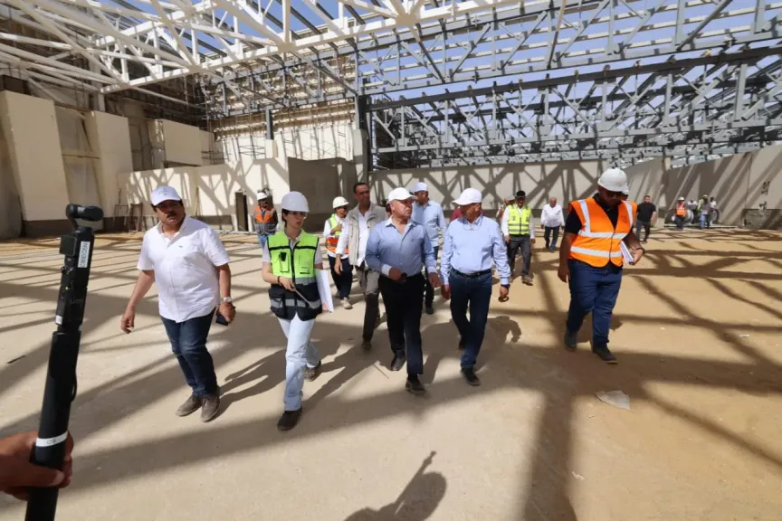 وزير النقل: المترو ينقل 2.5 مليون راكب يوميًا بالقاهرة الكبرى