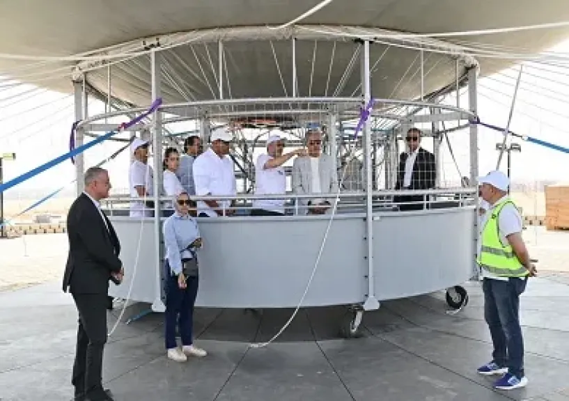 وزير السياحة يتفقد الموقف التنفيذي لمشروع البالون الثابت بمنطقة أهرامات الجيزة