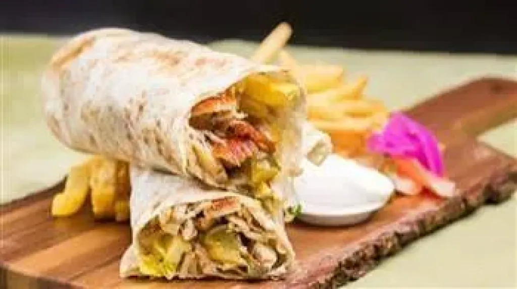 طريقة عمل الشاورما السوري بالمنزل في 10 دقايق