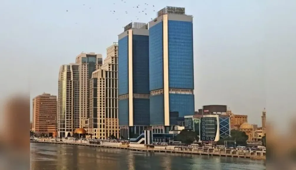 البنك الأهلي المصري ينجح في ترتيب 19 صفقة تمويل مشترك بقيمة 169 مليار جنيه خلال النصف الأول من 2026