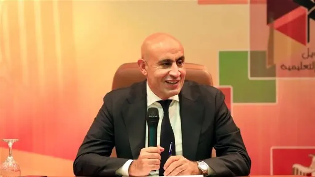 إدراج الأمن السيبراني في المناهج الدراسية بالمدارس