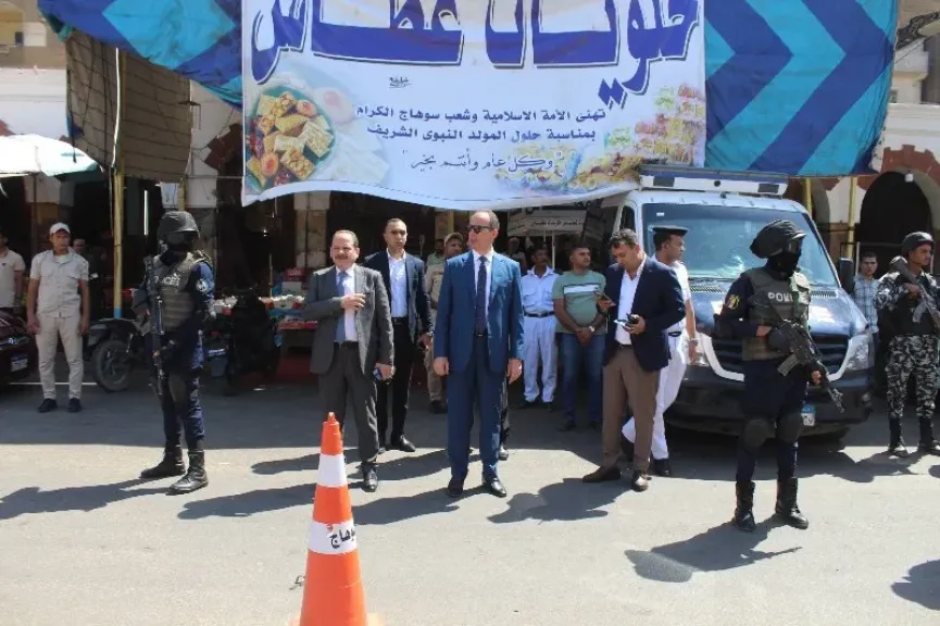 مدير أمن سوهاج يقود حملات مرورية ومرافق مكثفة لتحقيق الانضباط.. صور