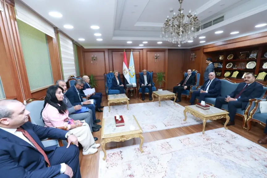 محافظ كفر الشيخ يلتقي رئيس وفد الاتحاد الأوروبي لبحث التعاون التنموي.. صور