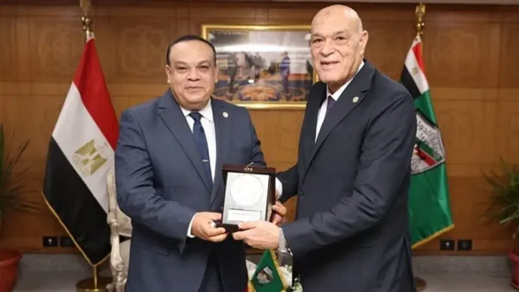 تقدير متبادل ودروع تذكارية.. تفاصيل استقبال رئيس قضايا الدولة لرئيس الوطنية للانتخابات