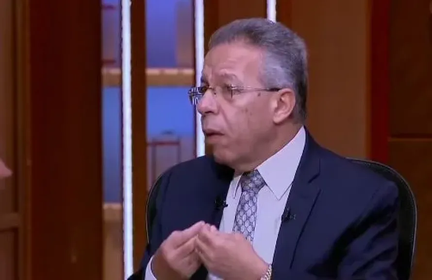 نقيب الأطباء يطالب بوقف قبول الطلاب بمجموع 50% في كليات الطب: ظلم للمواطنين