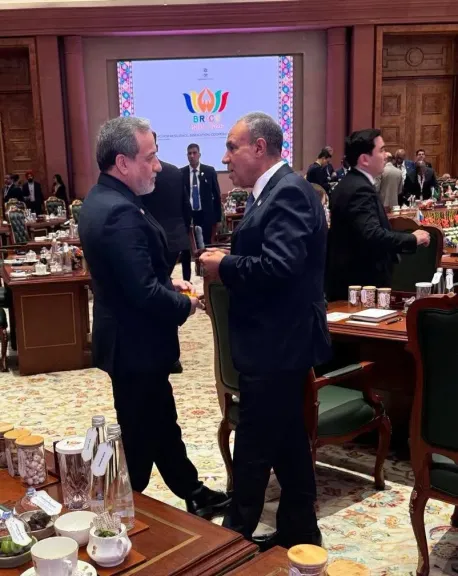 وزير الخارجية يعقد مباحثات ثنائية مع نظيريه الروسي والإيراني على هامش قمة البريكس