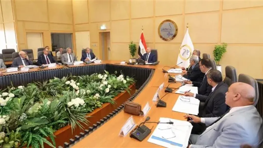 ​وزير النقل يترأس اجتماع عمومية شركة السكك الحديدية للخدمات المتكاملة