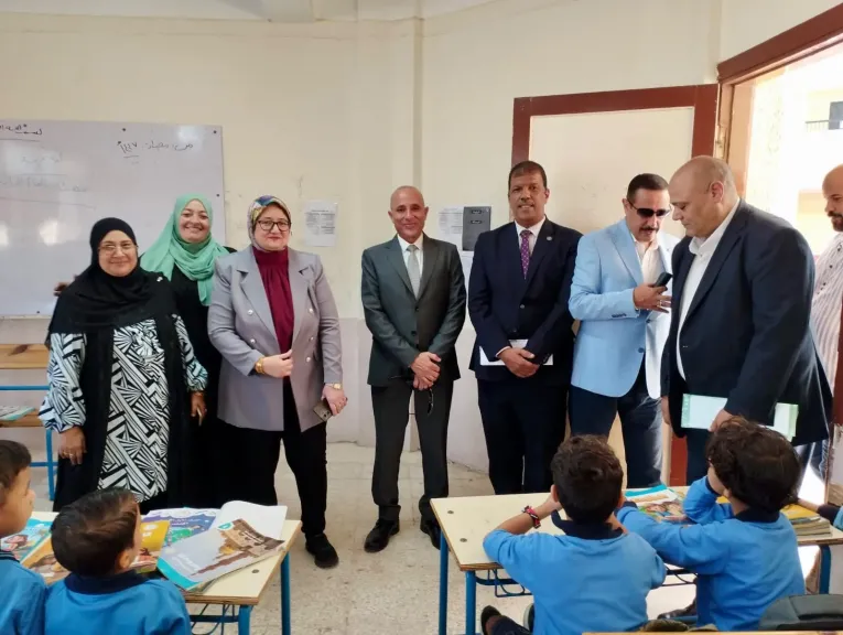توجيهات من وزير التعليم بالتواجد المستمر داخل المدارس بكافة المحافظات لضبط سير العملية التعليمية