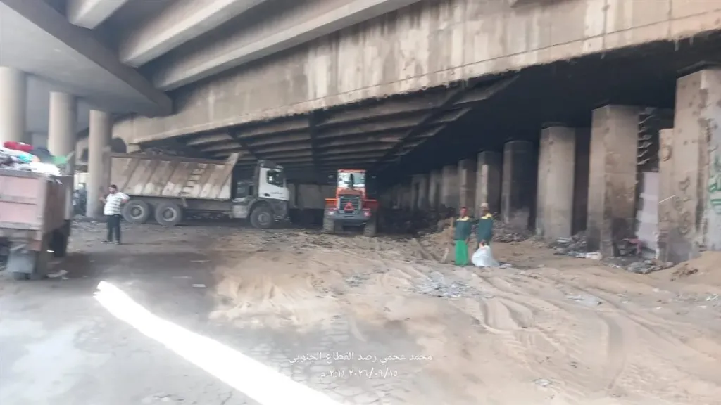 رفع 1400 طن رتش من نفق المنشية بالهرم وفتح الطريق أمام السيارات