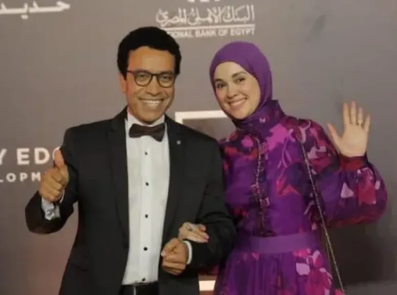 زوجة سامح حسين عن حالته الصحية: الحمد لله في تحسن بس الزيارة ممنوعة