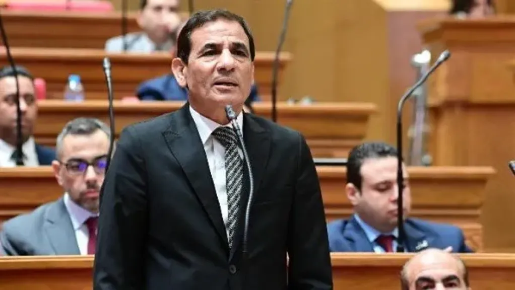 عبدالعليم داود يتقدم بسؤال بشأن أزمة حجز الوحدات السكنية للمصريين بالخارج