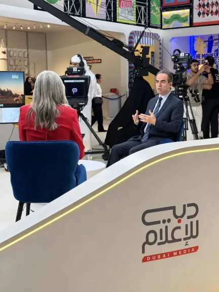 المسلماني: الذكاء الاصطناعي والصراعات الدولية يضعان العالم عند مفترق الطرق