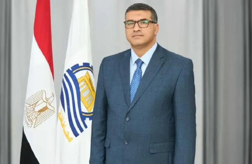 محافظ قنا يشدد على تحديث قواعد البيانات لمواجهة التعديات والحفاظ على أراضي الدولة