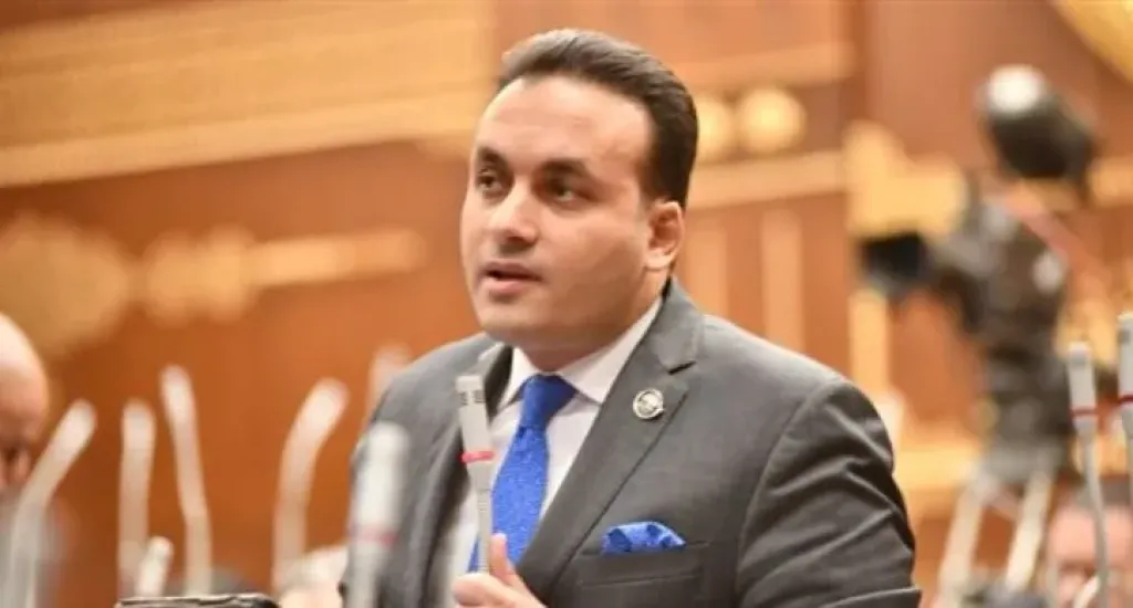 النائب عمرو فهمي: توجيهات الرئيس السيسي بحماية الأطفال من إساءة استخدام السوشيال ميديا تعزز جهود الدولة لبناء جيل واعٍ