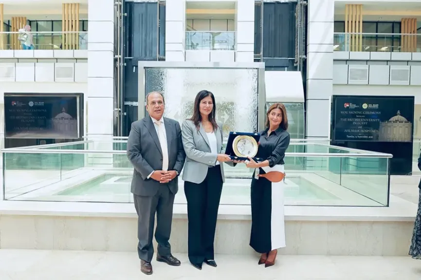 بروتوكول تعاون بين الجامعة البريطانية ومستشفى أهل مصر لتعزيز التدريب وخدمة المجتمع