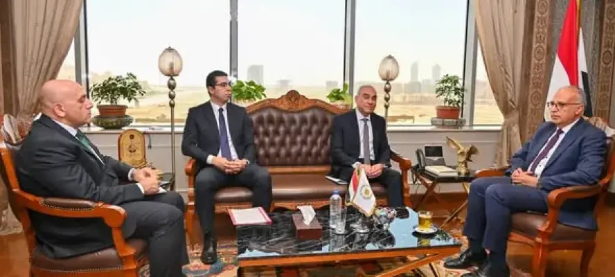 وزير الري يلتقي رئيس الهيئة العامة للاستعلامات لبحث تعزيز التنسيق الإعلامي بشأن قضايا المياه