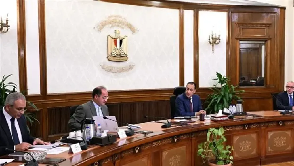 رئيس الوزراء يتابع جهود تحفيز الإنتاج المحلي وتعميق التصنيع الوطني وزيادة الصادرات