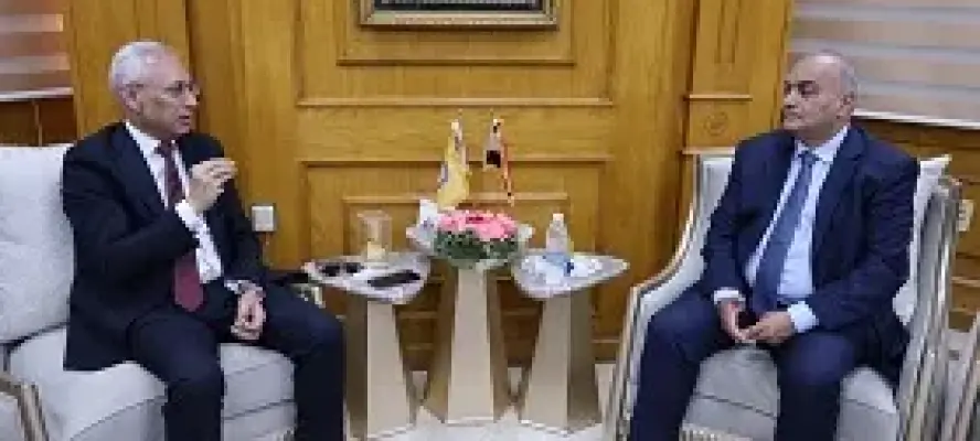 رئيس جامعة المنيا يستقبل نائب وزير المالية لمناقشة تعظيم الموارد والاستفادة من الأصول