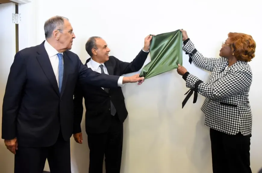 وزير الخارجية يشارك في تدشين لوحة تذكارية بمجلس الأمن تخليداً لذكرى المندوبين الدائمين الذين وافتهم المنية