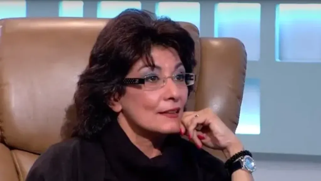 قبل تكريمها.. سماح أنور تكشف سبب انسحابها من مهرجان إيزيس لمسرح المرأة
