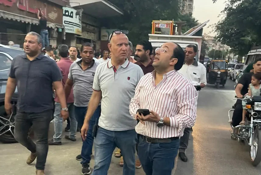 حي جنوب الجيزة يشن حملة مكبرة لإزالة الإشغالات بشارع ربيع الجيزي