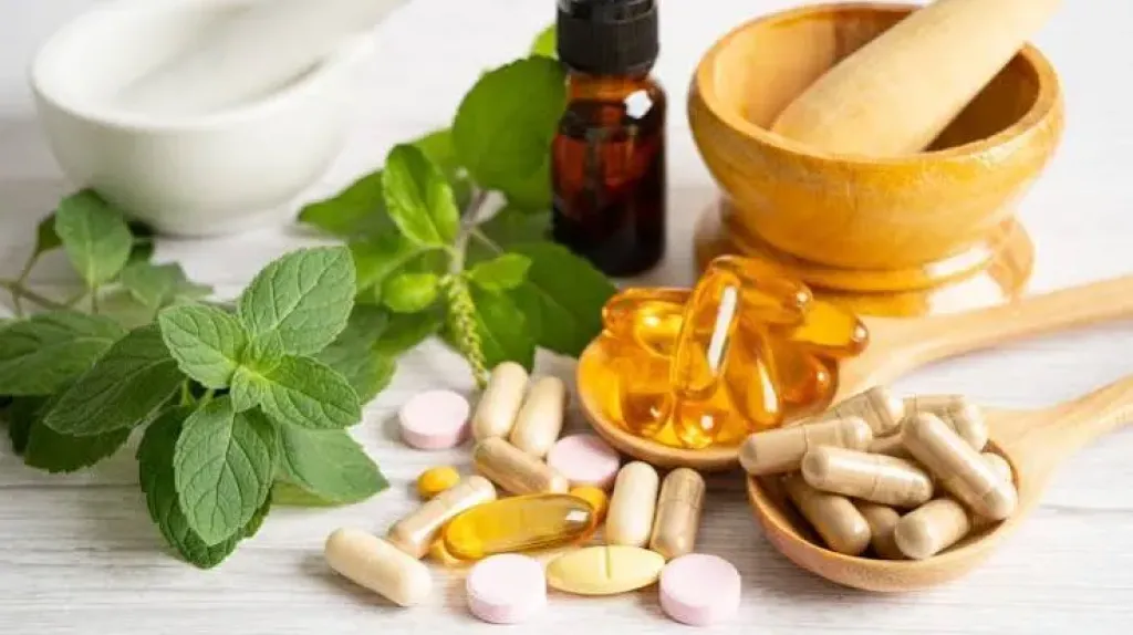 دخلت الأربعين؟.. احرص على هذه المكملات لدعم طاقتك ومناعتك