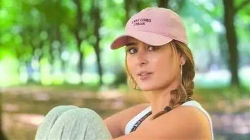 عائشة بن أحمد ”محامية” في ”ونس” أمام أحمد داود