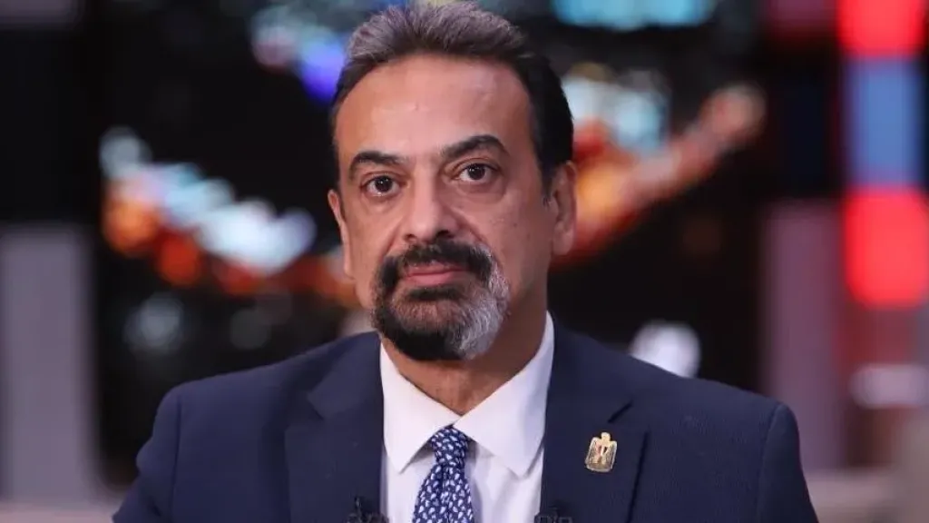 حسام عبدالغفار يحسم حقيقة تصريحات الصحة العالمية.. هل يواجه العالم شبح وباء جديد قريبًا؟