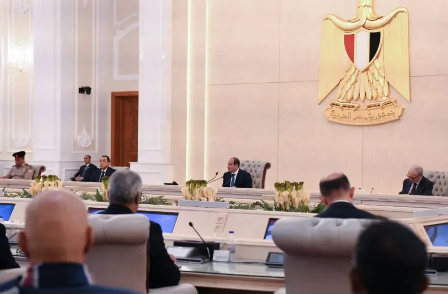 الرئيس السيسي: الحروب الحديثة تستهدف نشر اليأس ووقف البناء واغتيال المسئولين معنويا