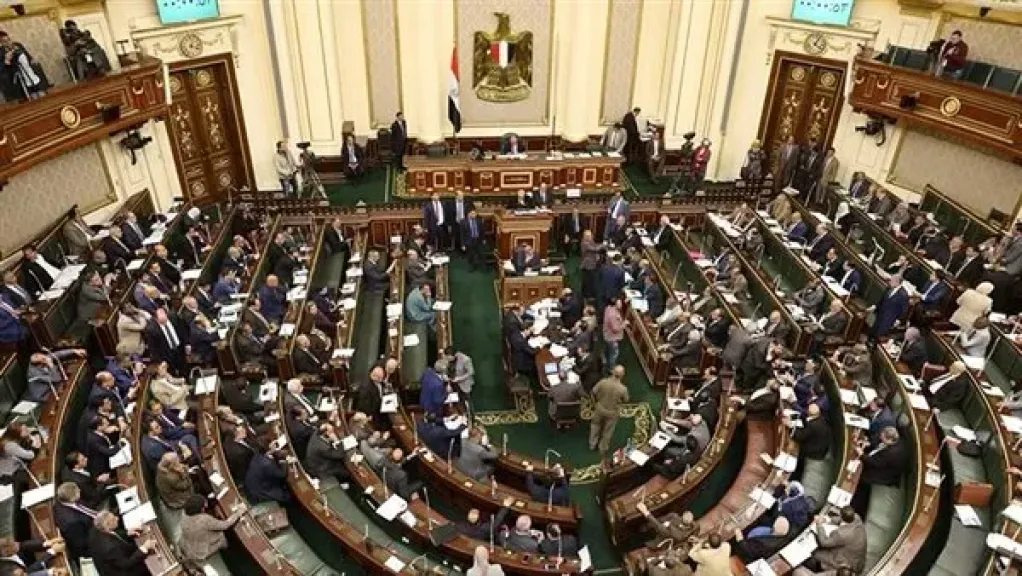 برلماني يطالب بتعيين جميع الناجحين في الإعلان الخامس لمسابقة الـ 30 ألف معلم