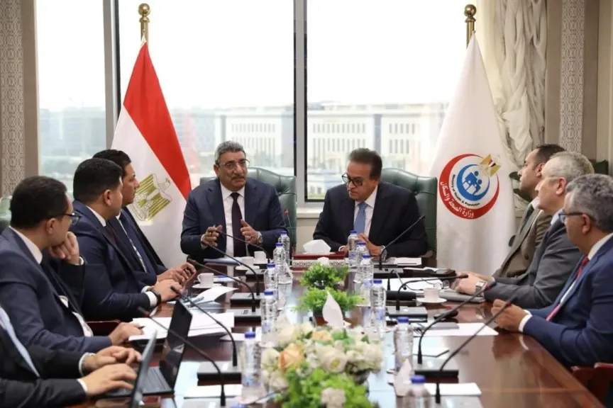 طفرة غير مسبوقة في جودة الخدمات الصحية.. تفاصيل تنفيذ المدينتين الطبيتين بالعلمين والعاصمة الإدارية
