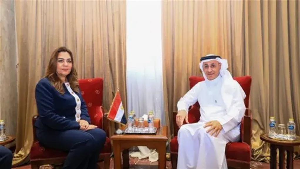 منال عوض تبحث مع الأمين العام لمبادرة ”الشرق الأوسط الأخضر” تعزيز التكامل البيئي