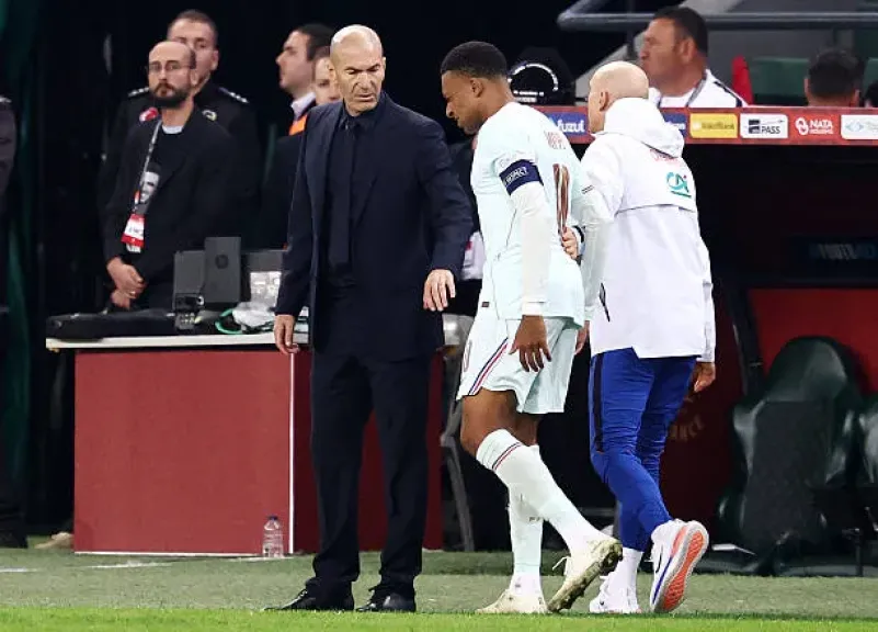 مبابي يواصل الغياب عن تدريبات ريال مدريد وسط تزايد المخاوف بشأن إصابته
