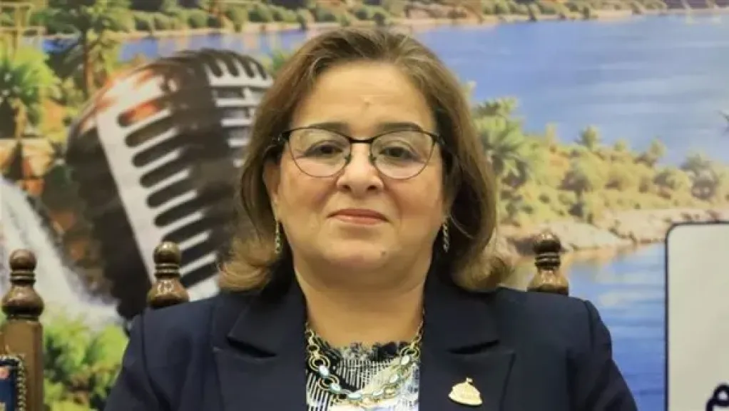 النائبة نيفين رجائي: الطب البيطري خط الدفاع الأول عن صحة المصريين