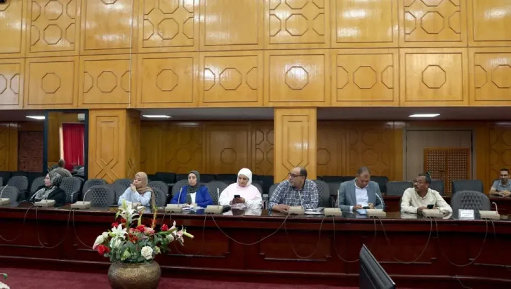 نائب محافظ الإسماعيلية يتابع الإجراءات التنفيذية لزيادة نسبة ملفات تقنين أراضي أملاك الدولة